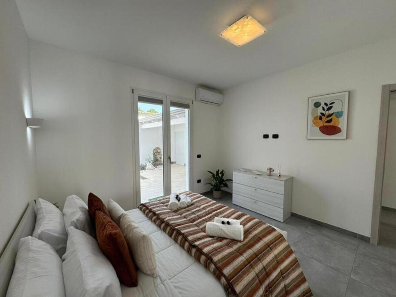 Moderno E Confortevole Appartamento, Wi-Fi E Parcheggio Gratuito Sanluri Exterior foto
